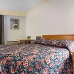 Econo Lodge By The Falls