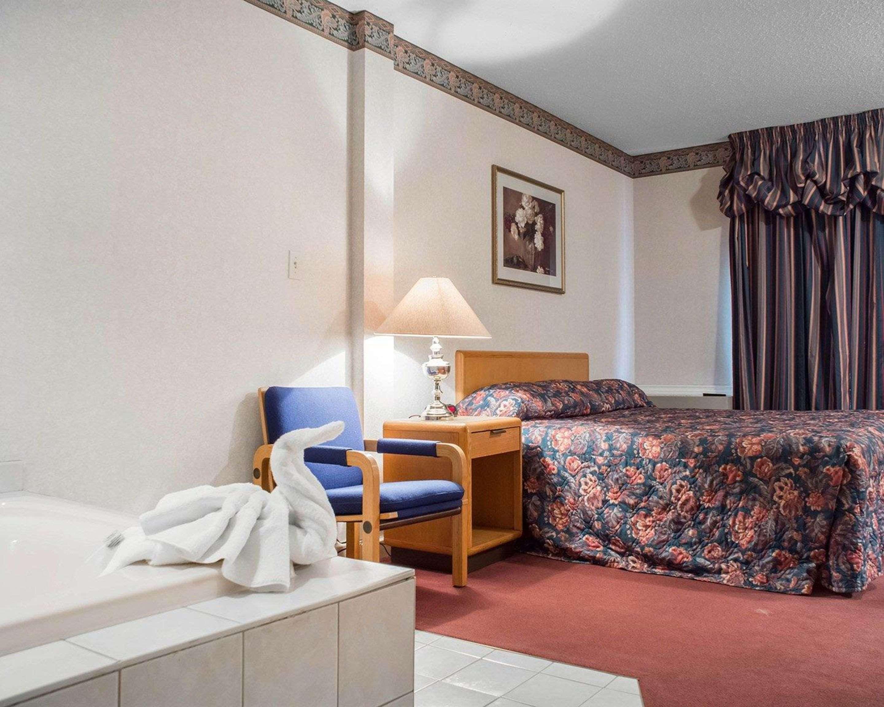 Lodge Econo By The Falls Niagara Falls