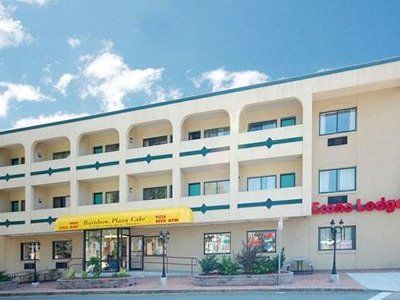 Lodge Econo By The Falls Niagara Falls