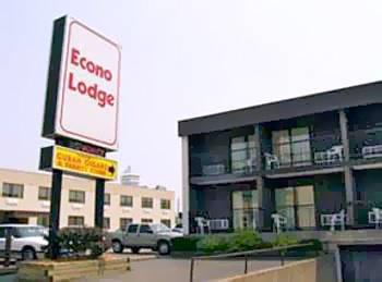 Econo By The Falls Lodge Niagara Falls